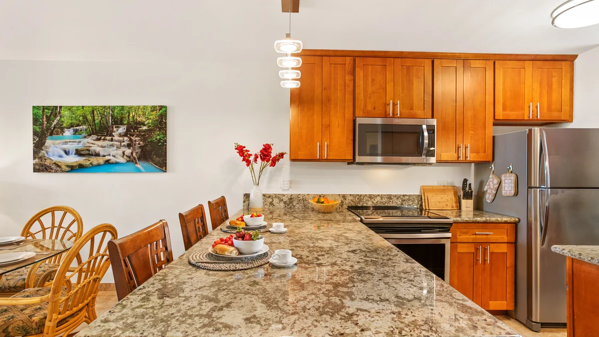 .Kahana Manor 603
