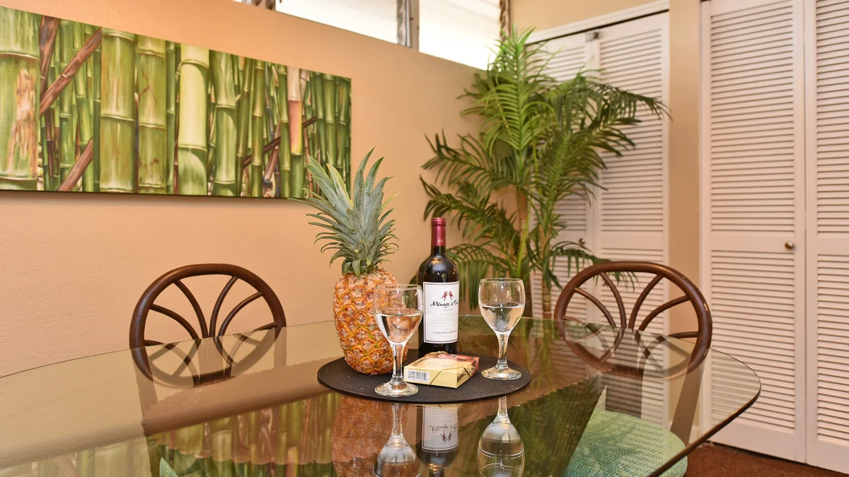 .Royal Kahana 106