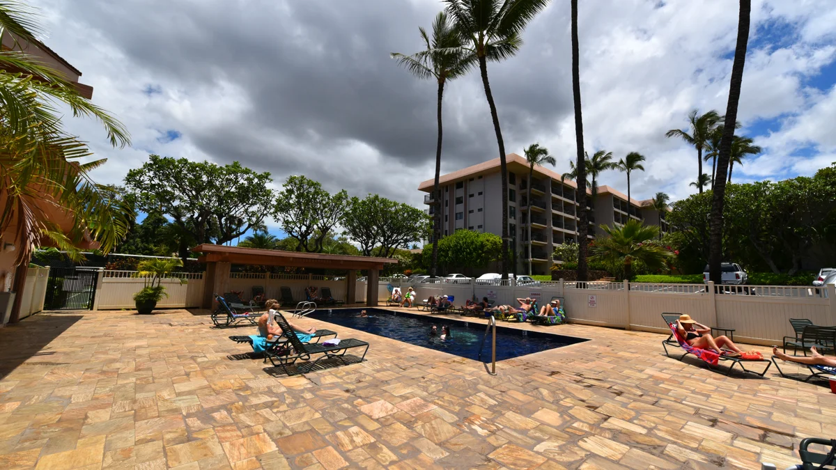 Kihei Akahi C303