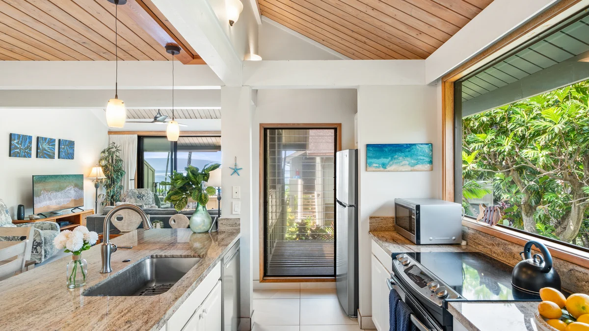 Kahana Village 17