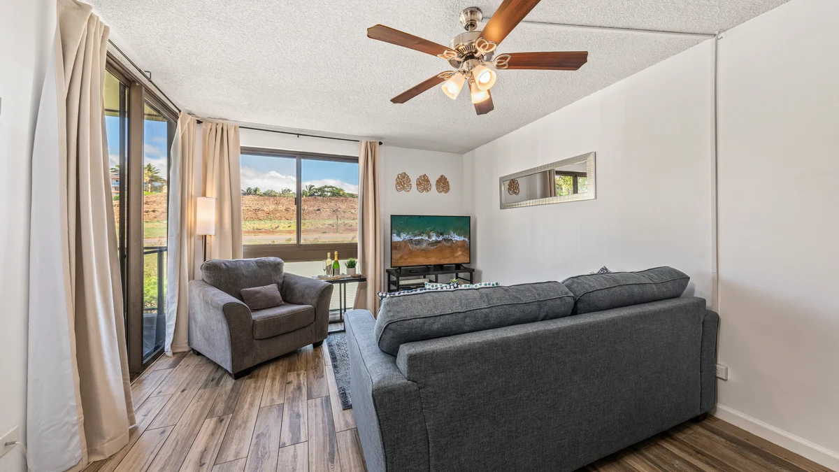 .Kahana Manor 318