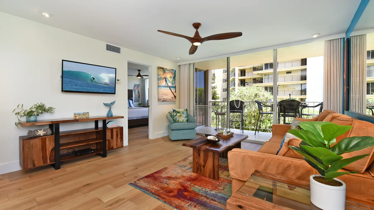 Royal Kahana 301