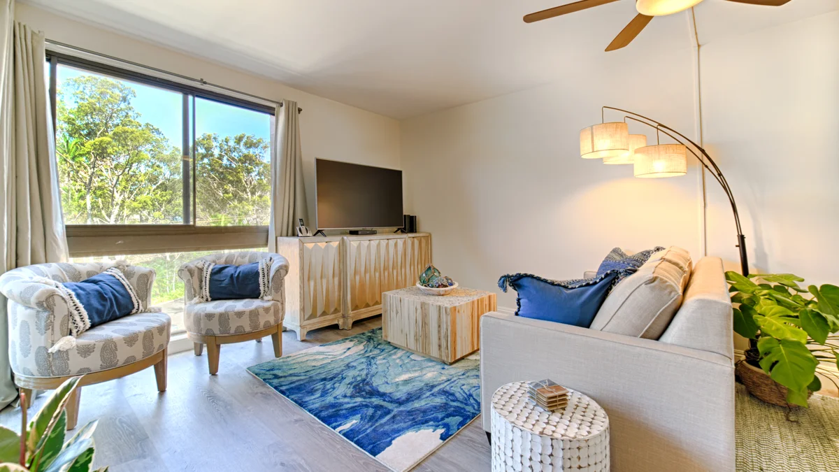 .Kahana Manor 410