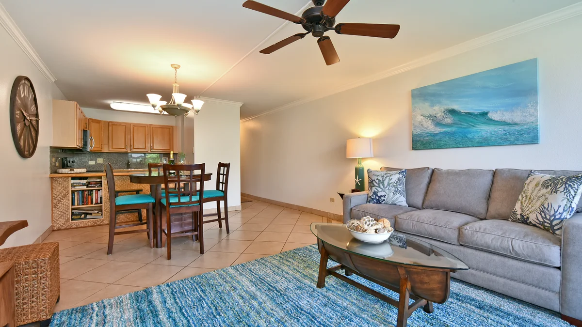.Kamaole Sands 8203