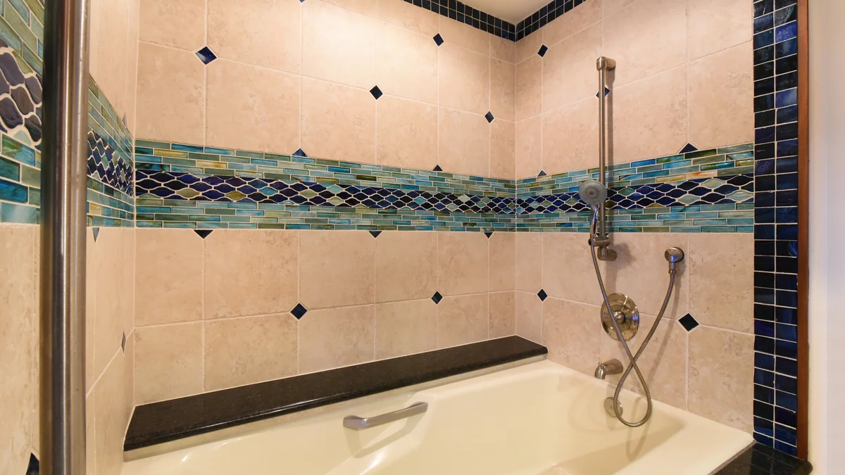 Kaanapali Royal D302