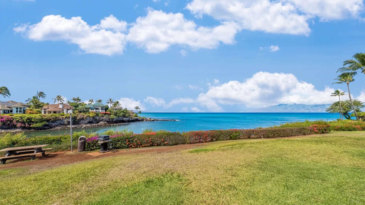 Napili Point B37