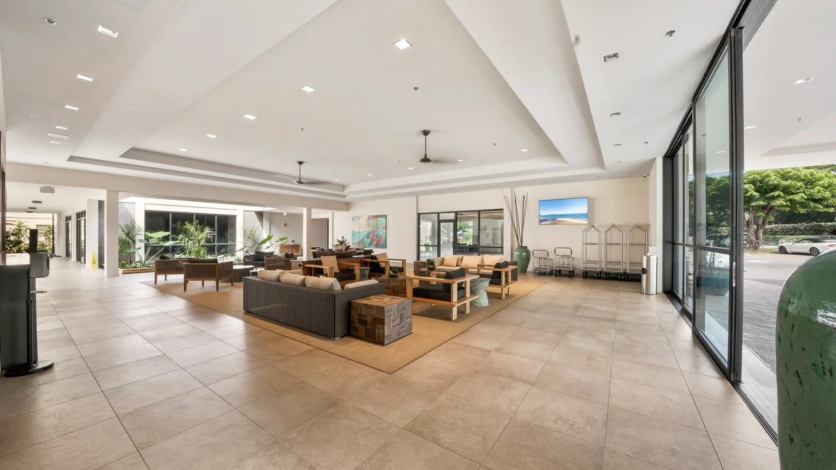 Valley Isle 304