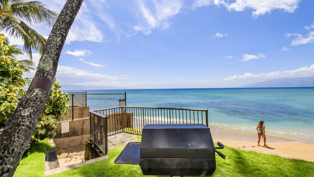 Hale Mahina A207