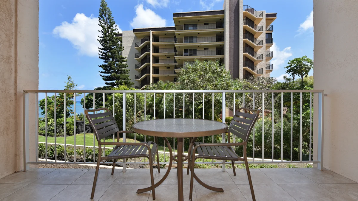 .Royal Kahana 202