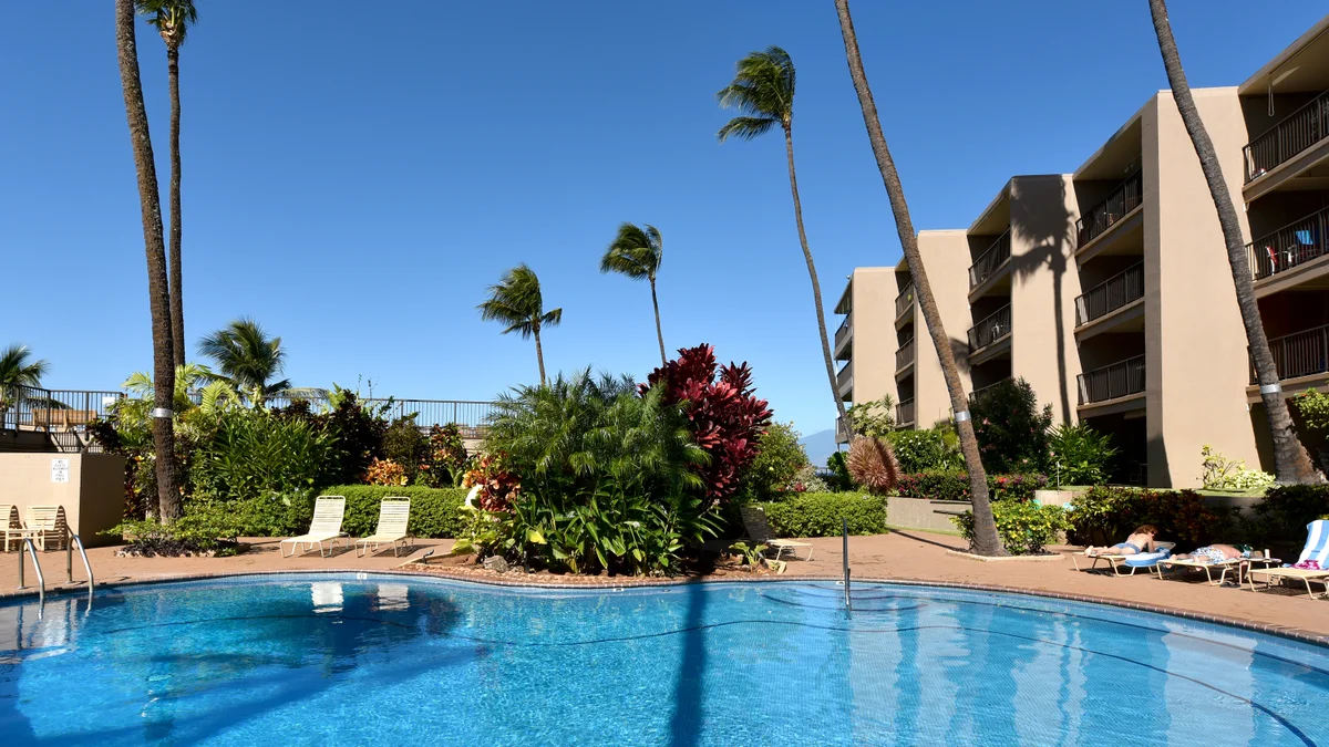 Hale Ono Loa 120