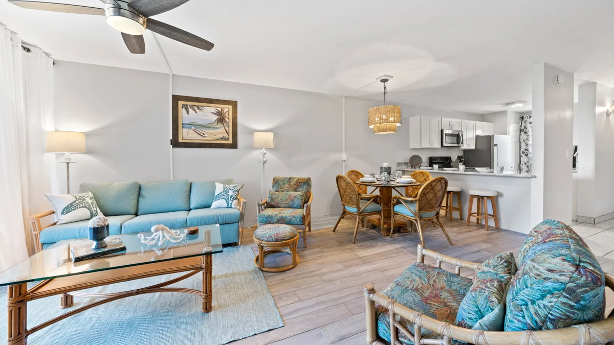 .Kahana Manor 205
