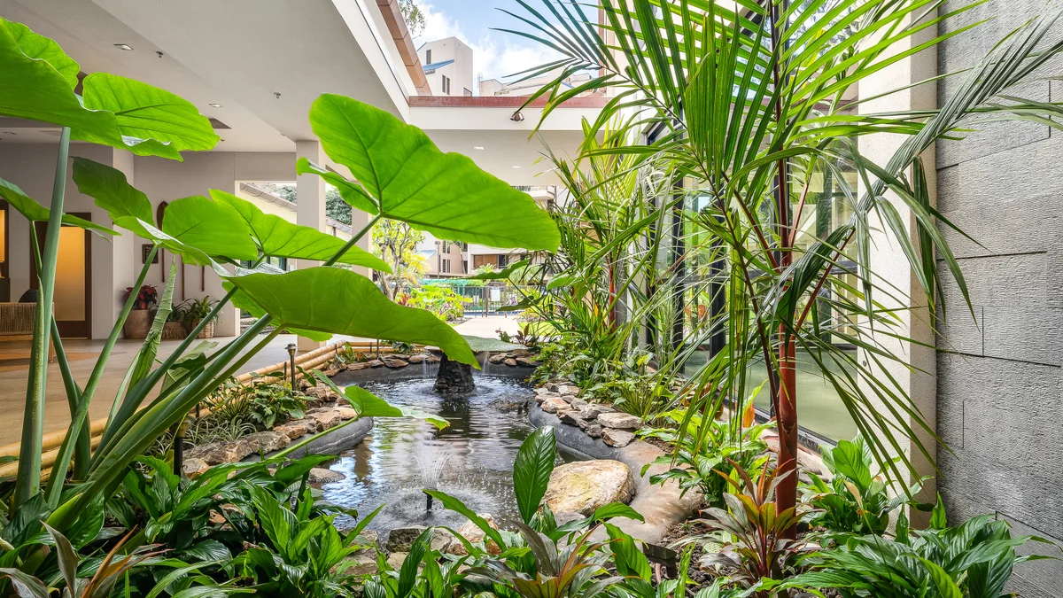 Valley Isle 304