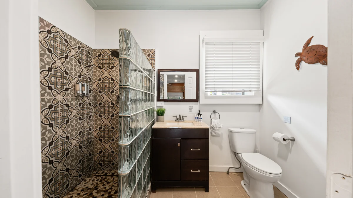 .233 Market Street Unit B