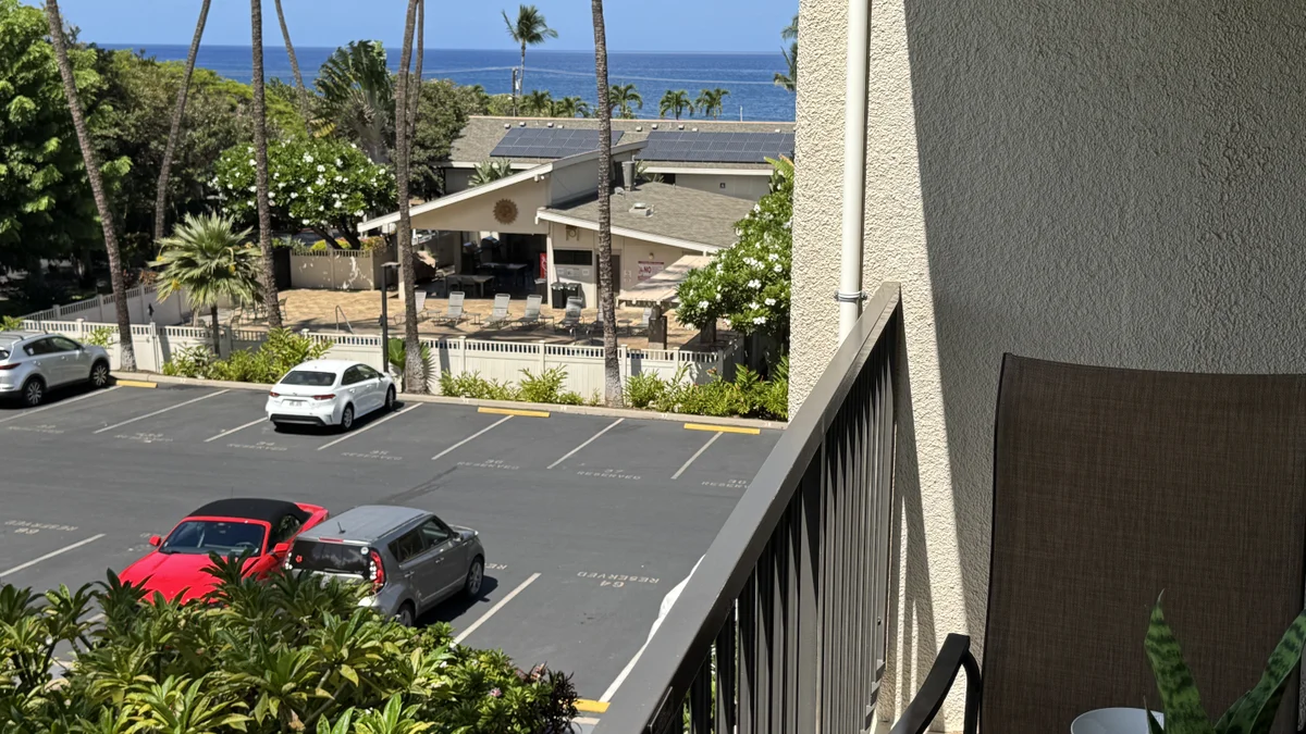 Kihei Akahi C303