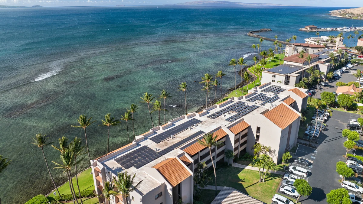 Lauloa 403