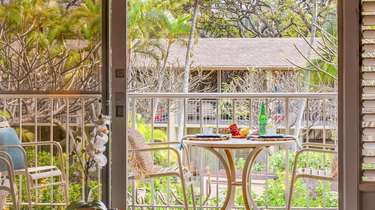Napili Shores E240