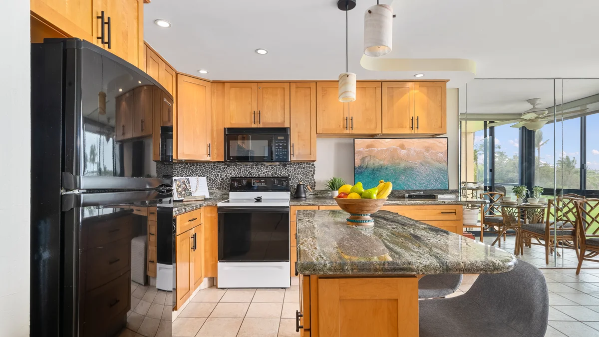 Kihei Surfside 306