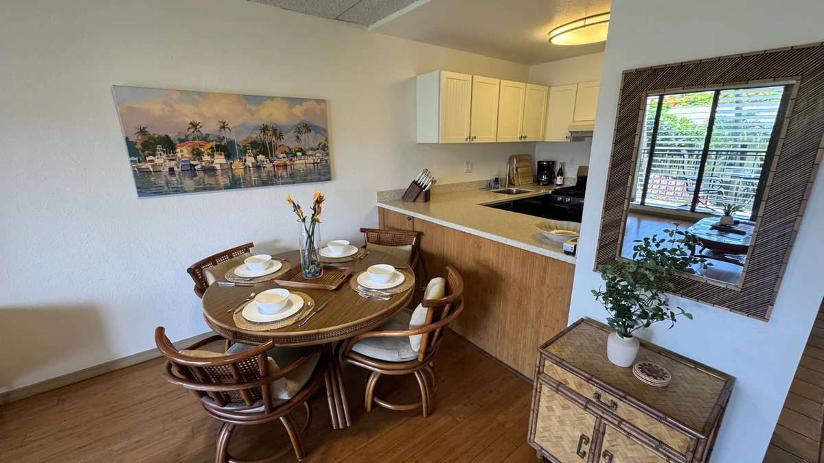 Kihei Akahi C303