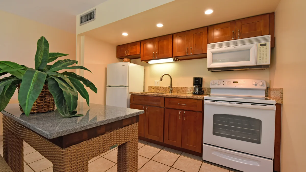 .Royal Kahana 202