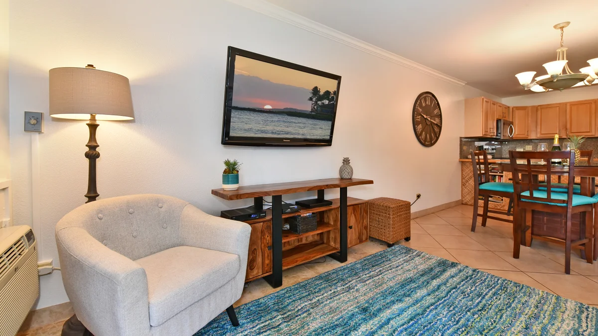 .Kamaole Sands 8203