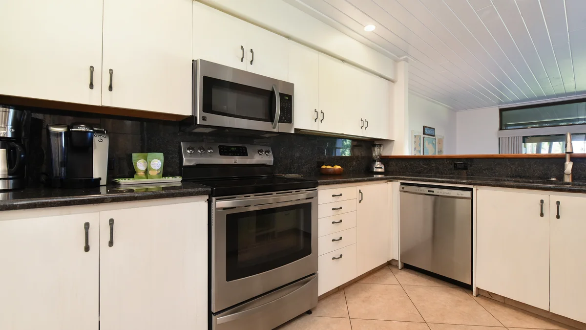 FEMA Kaanapali Royal E101