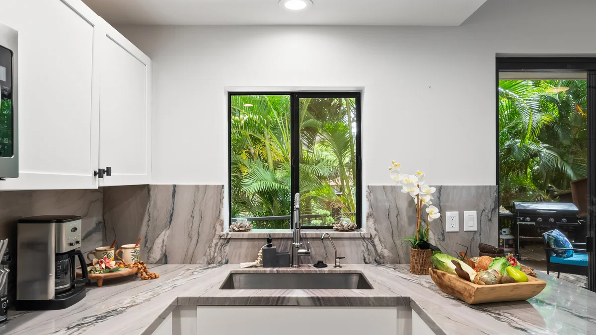 Residences at Napili Bay 1