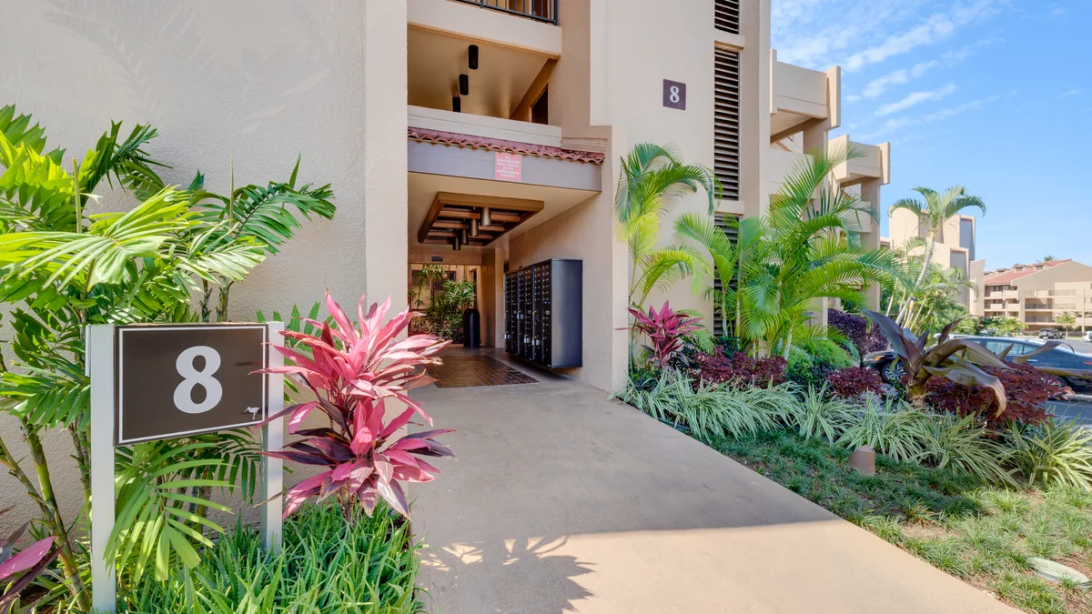 .Kamaole Sands 8207