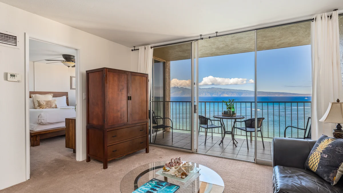 Royal Kahana 909
