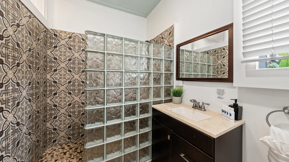 .233 Market Street Unit B