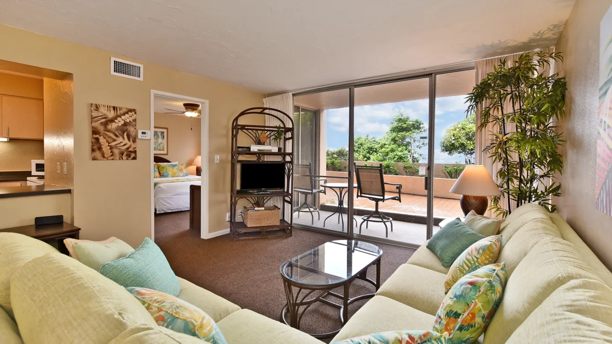 .Royal Kahana 106
