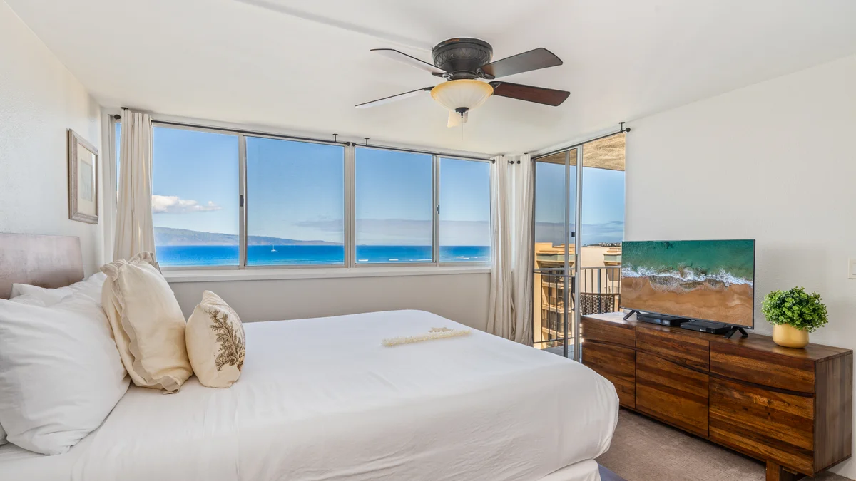 Royal Kahana 909