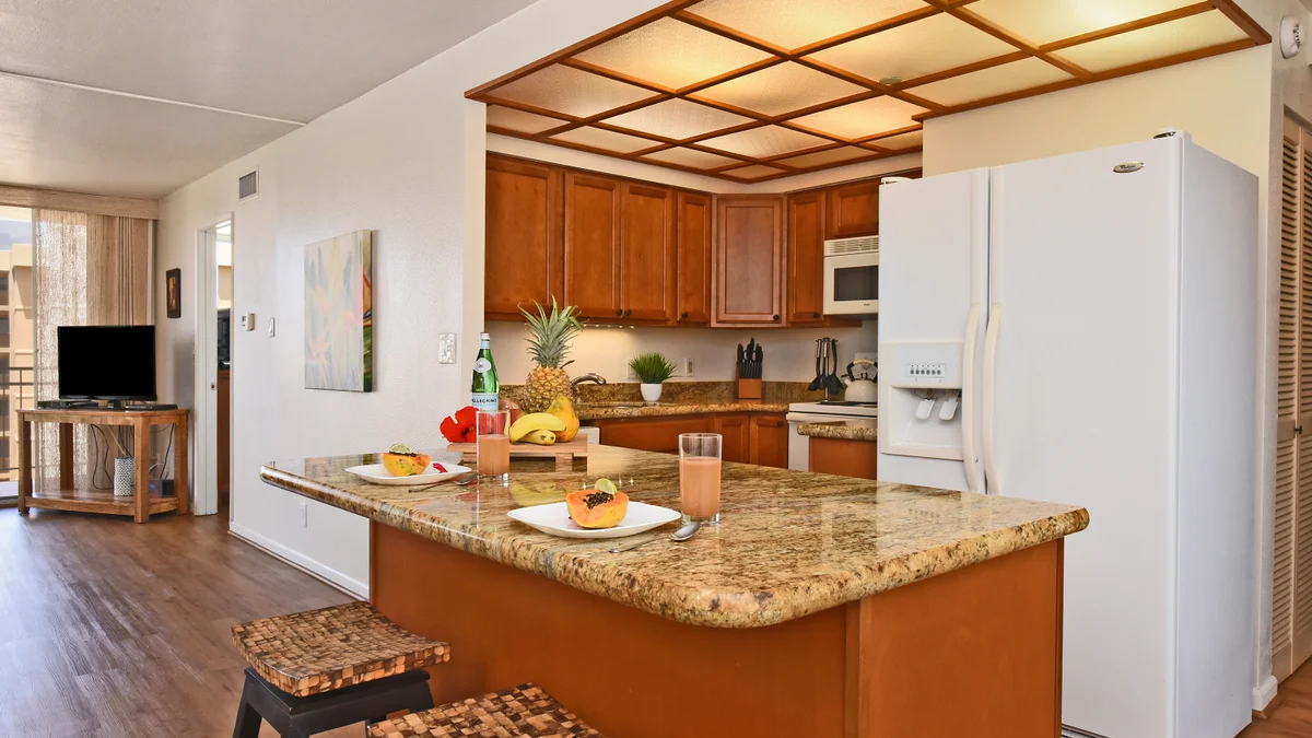 Royal Kahana 1020