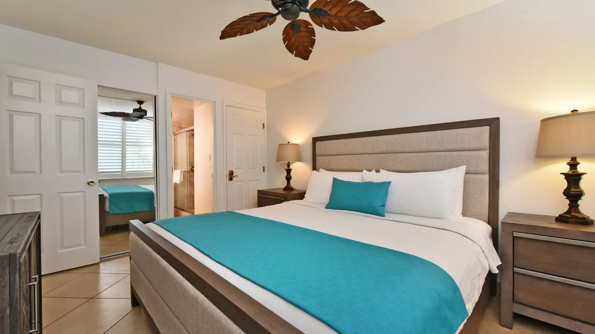 .Kamaole Sands 8203