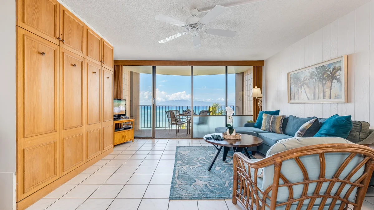 Valley Isle 902