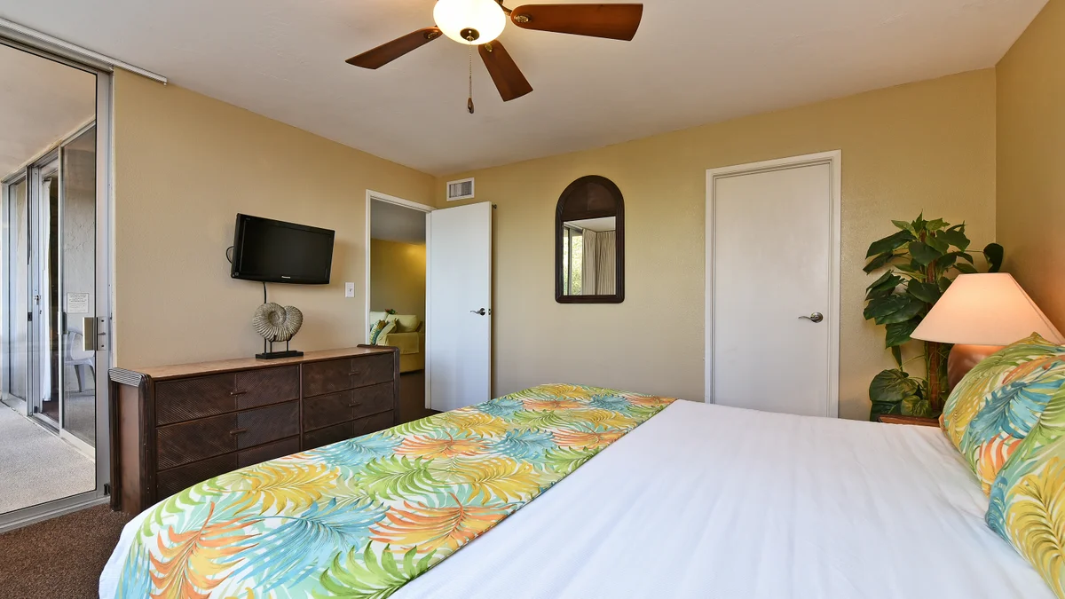 .Royal Kahana 106