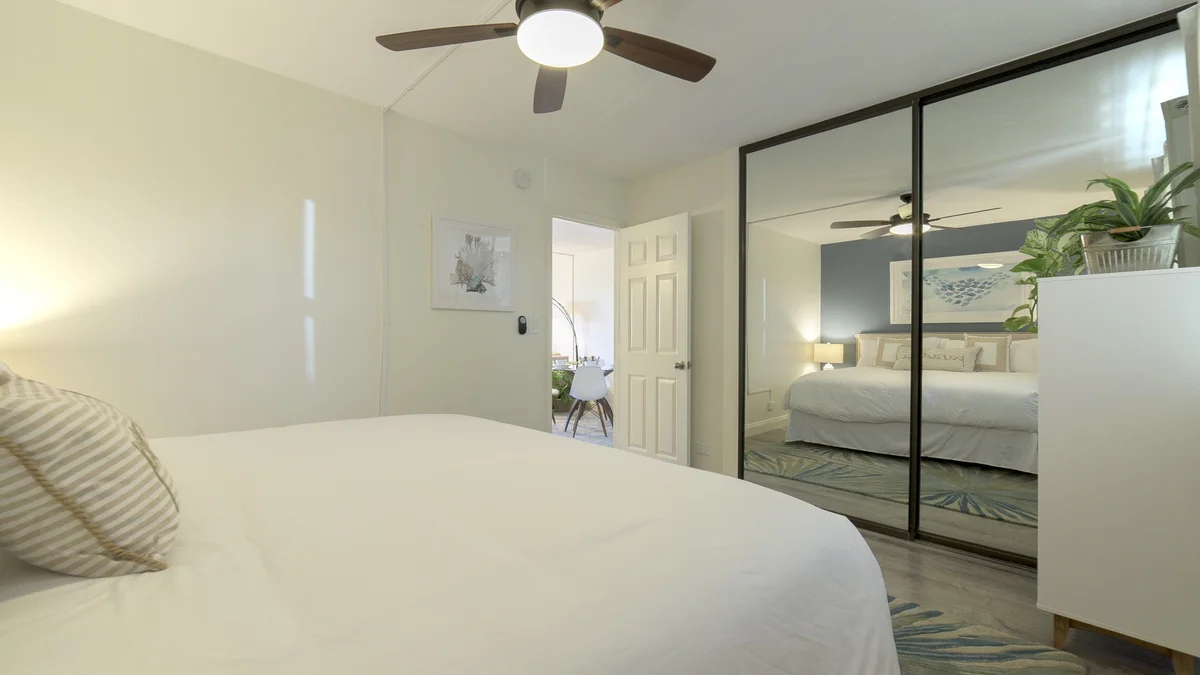 .Kahana Manor 410