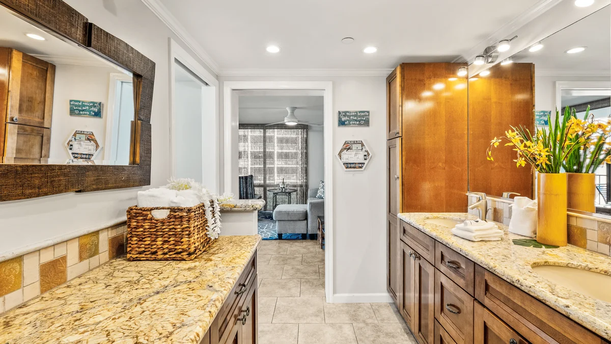 Valley Isle 304