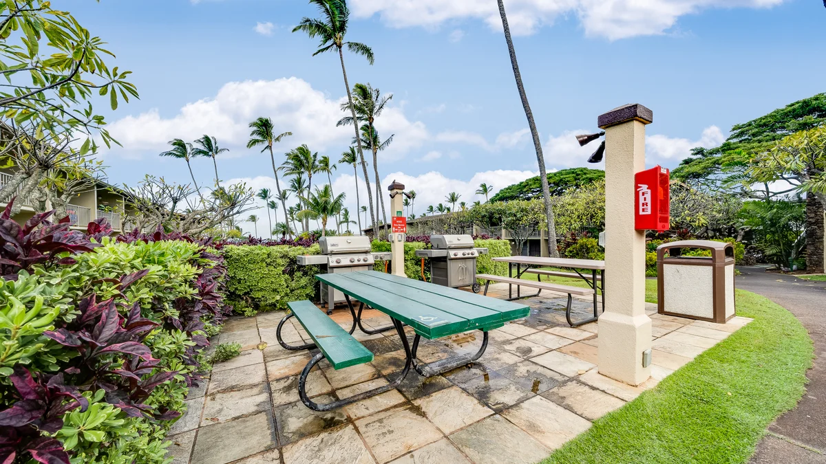 Napili Shores D127