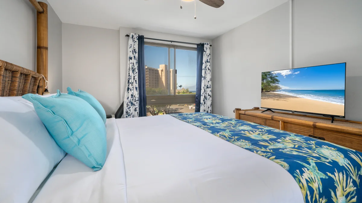 .Kahana Manor 205