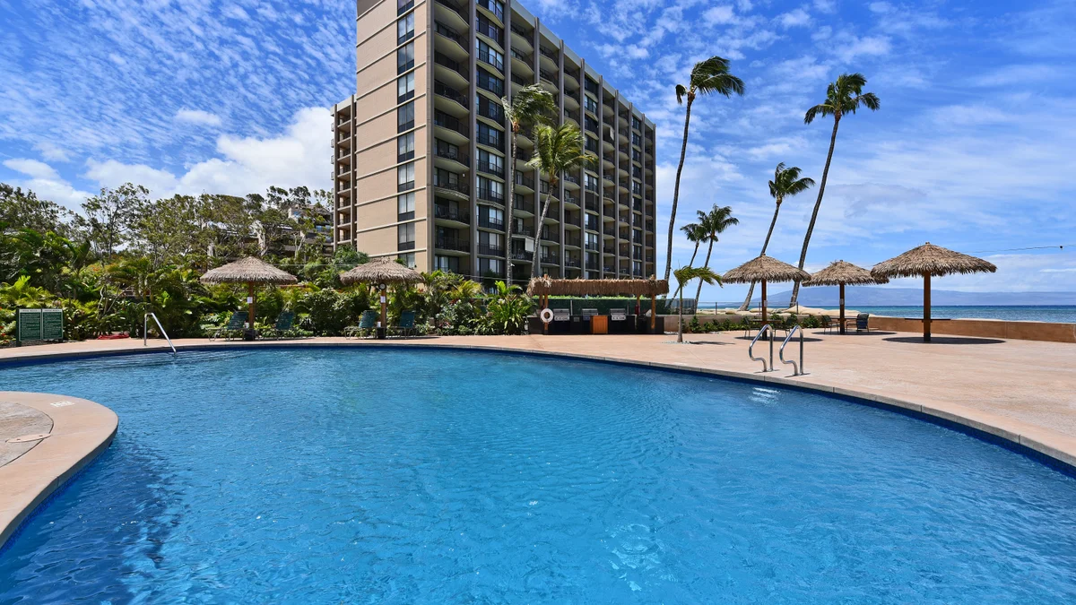 Royal Kahana 317