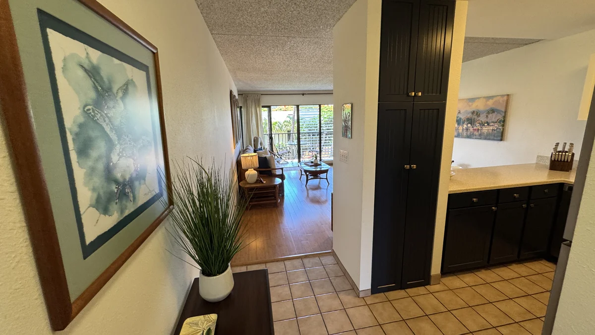 Kihei Akahi C303