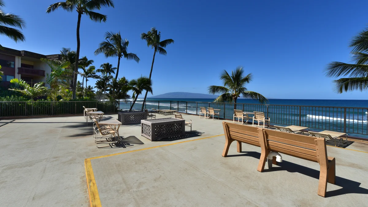 Hale Ono Loa 120