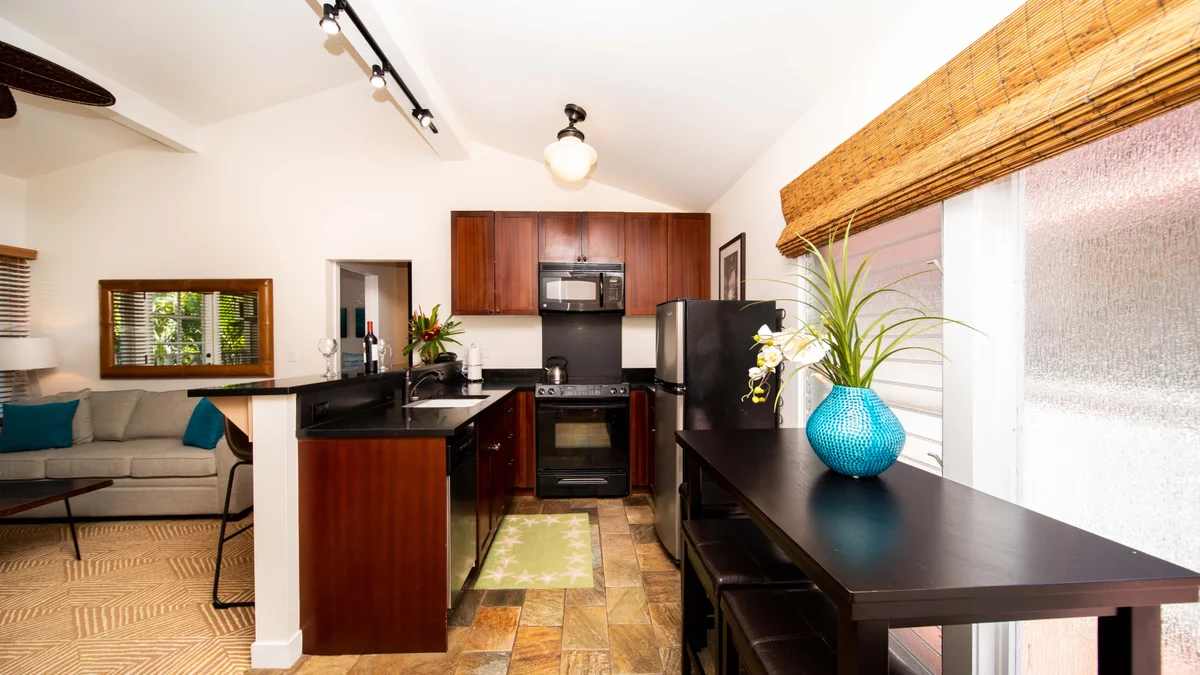 FIRE Aina Nalu I204