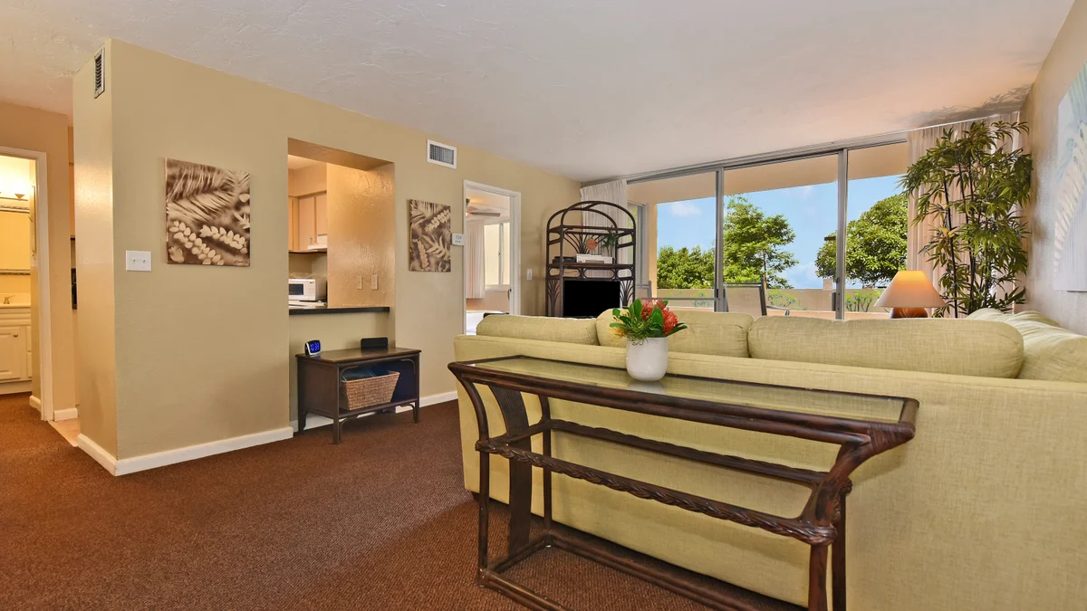 .Royal Kahana 106
