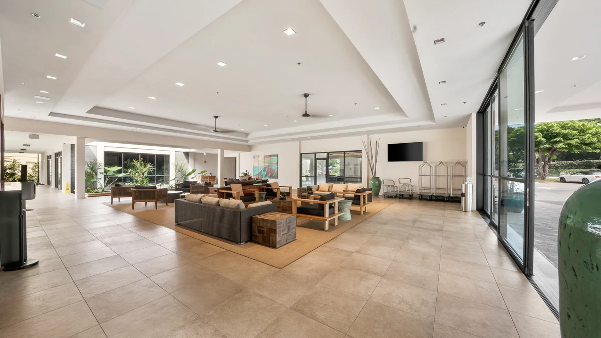 Valley Isle 206