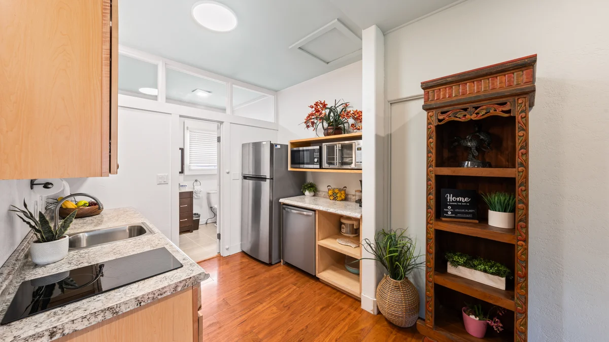 .233 Market Street Unit B