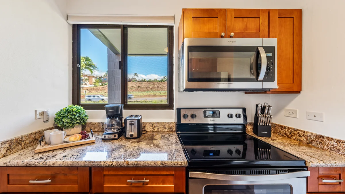 .Kahana Manor 318