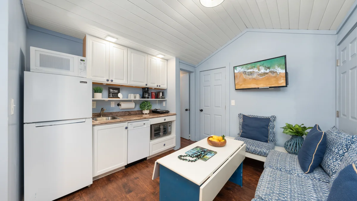 .233 Market Street Unit C