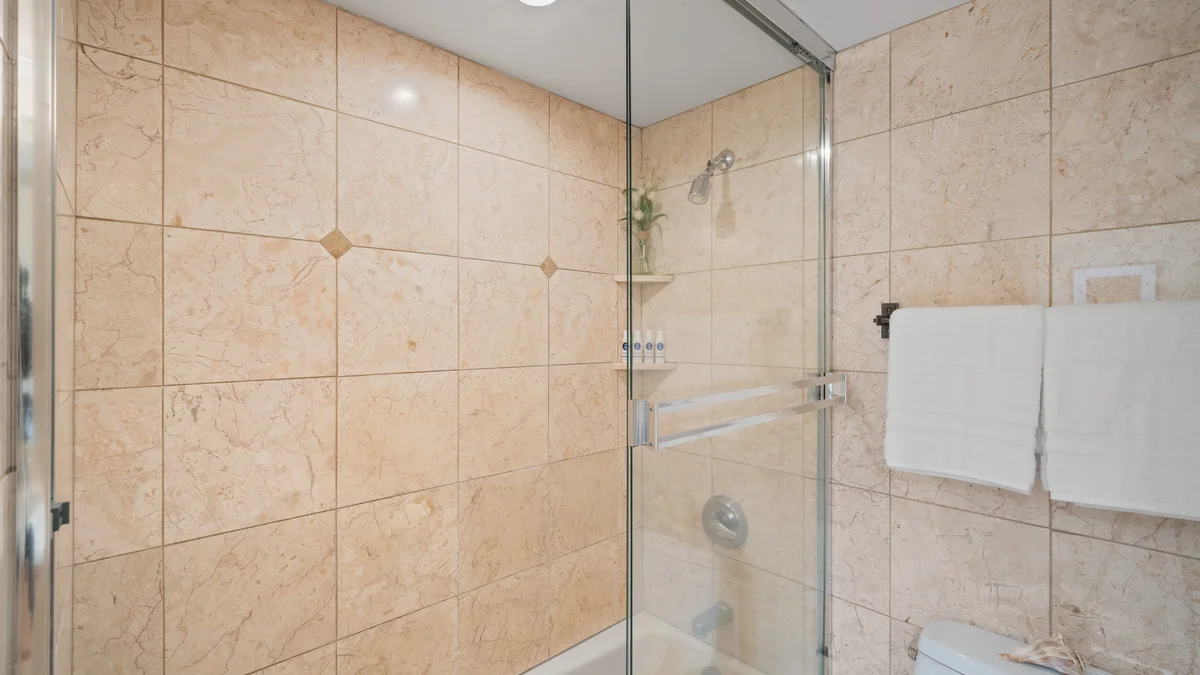 Kahana Villa E706