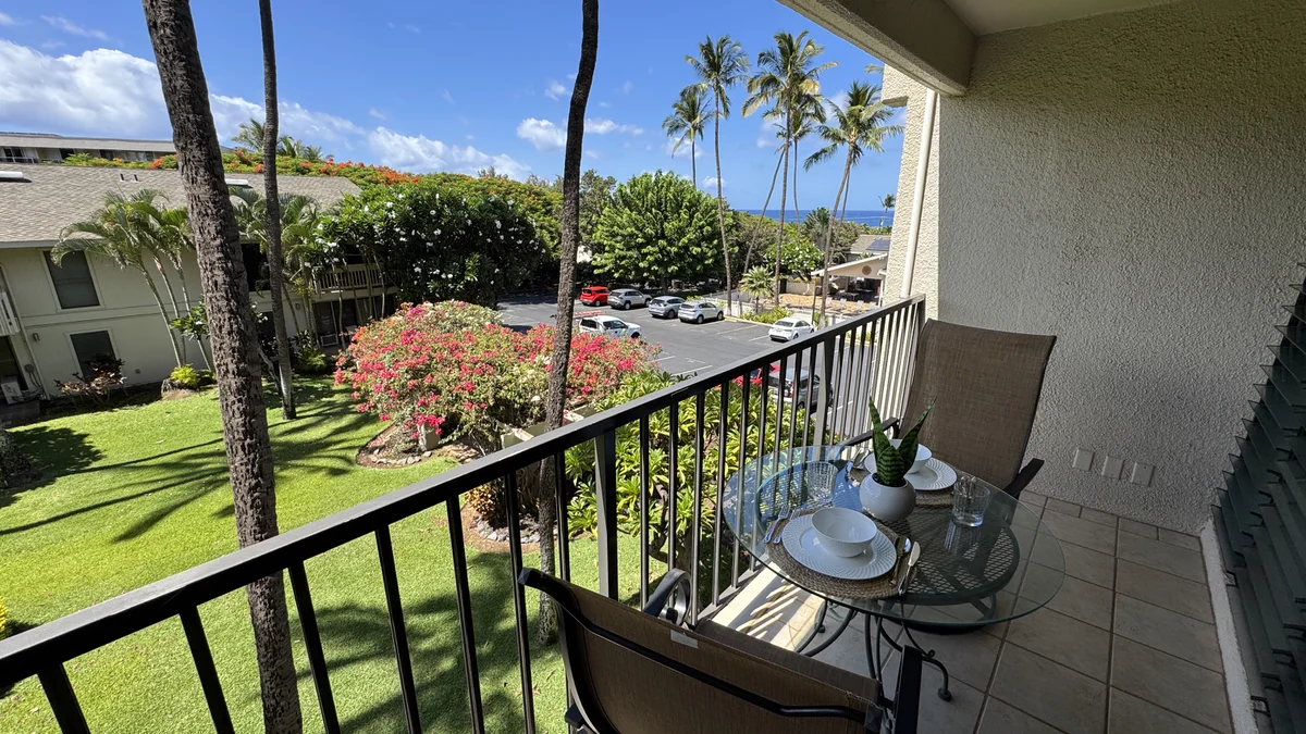 Kihei Akahi C303